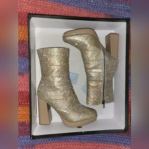 Poster Girl Crystal Rhinestone Net Booties Size 8US